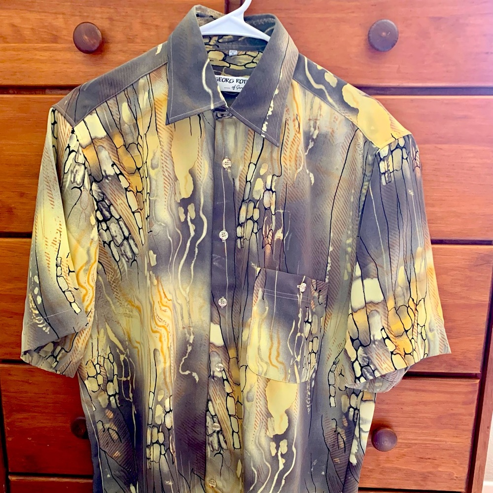 George Roth of Germany Men’s M Contemporary Patterned Short Sleeved Shirt